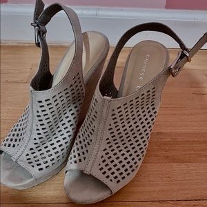 Gray platform heels